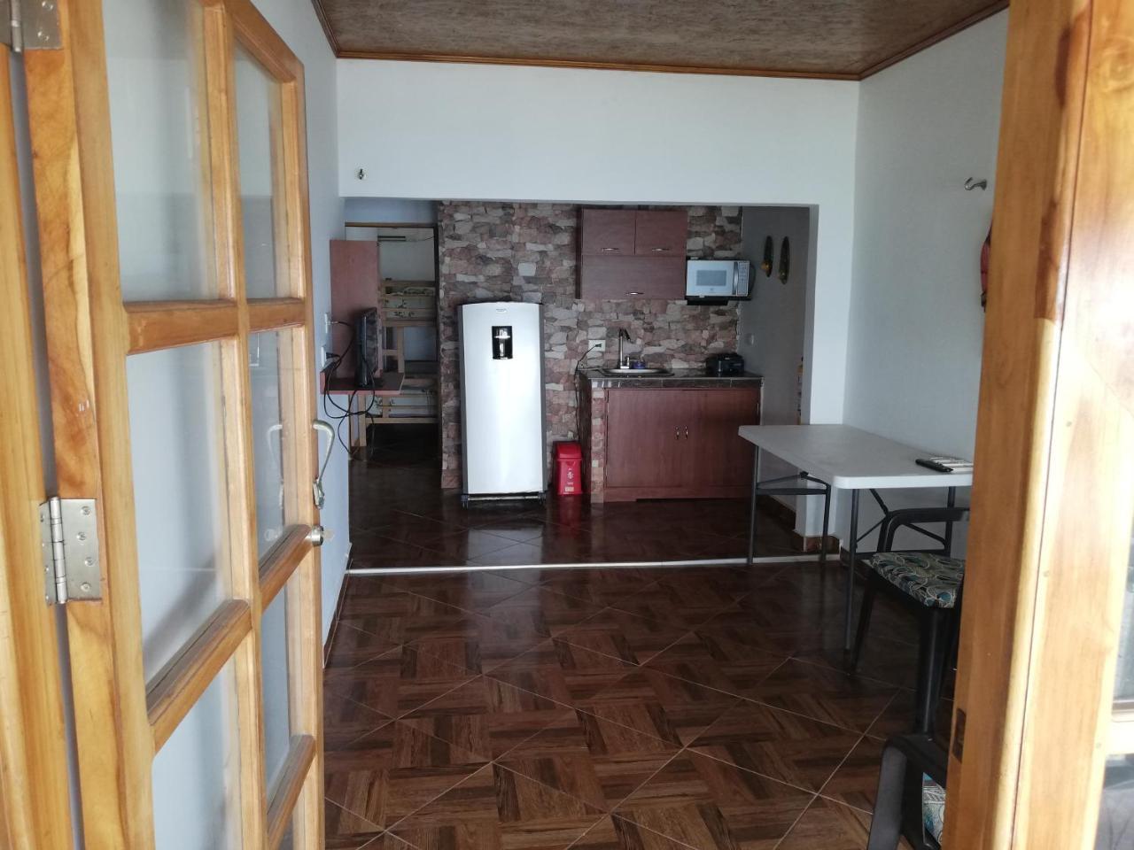 Casa Madriguena Vandrarhem Rincón Exteriör bild