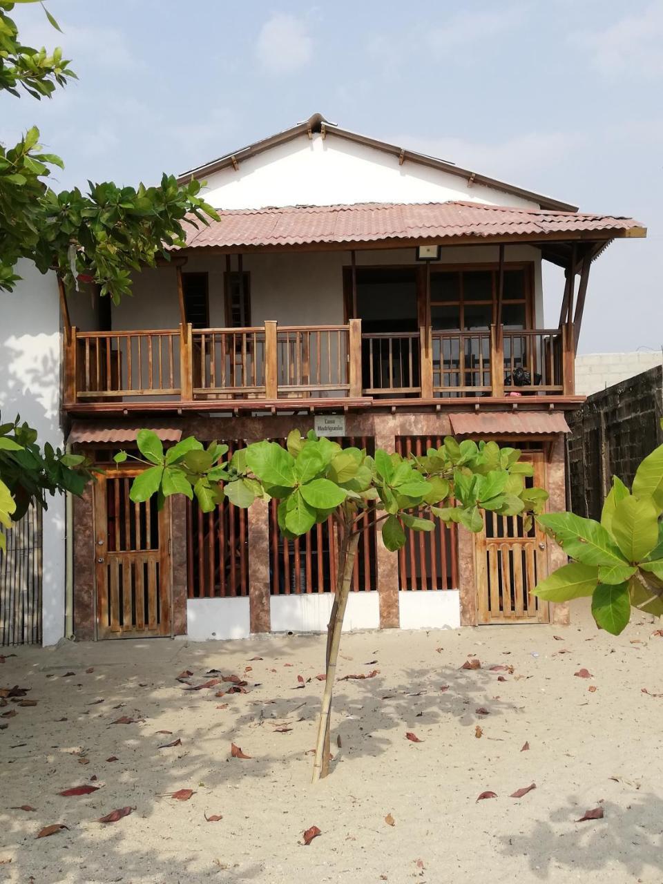 Casa Madriguena Vandrarhem Rincón Exteriör bild